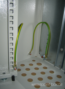 Control cabinet earthing, Lippert box